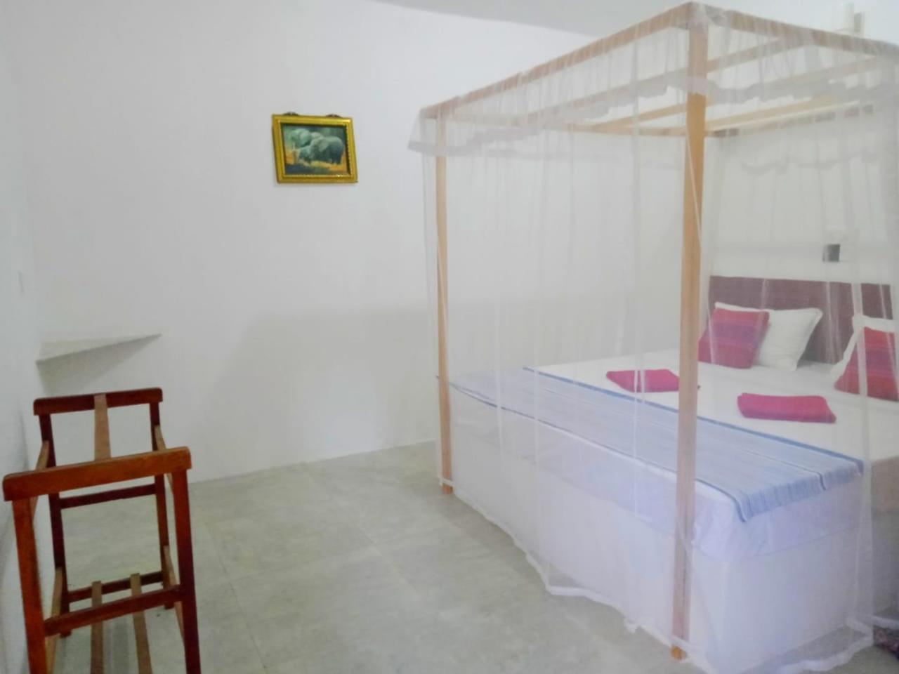 Arachchi Guest House Mirissa Exterior photo